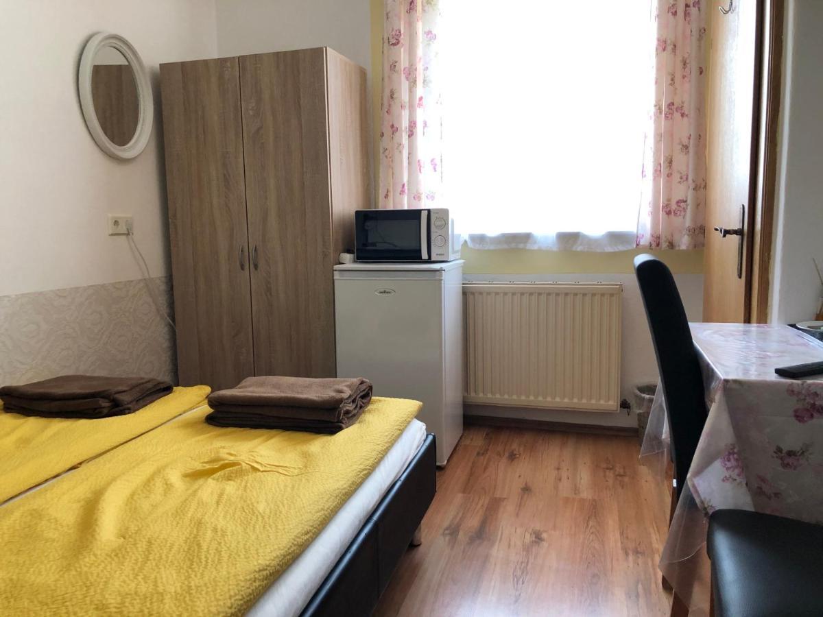 Haus Sonja Apartment Фаак ам Зее Екстериор снимка
