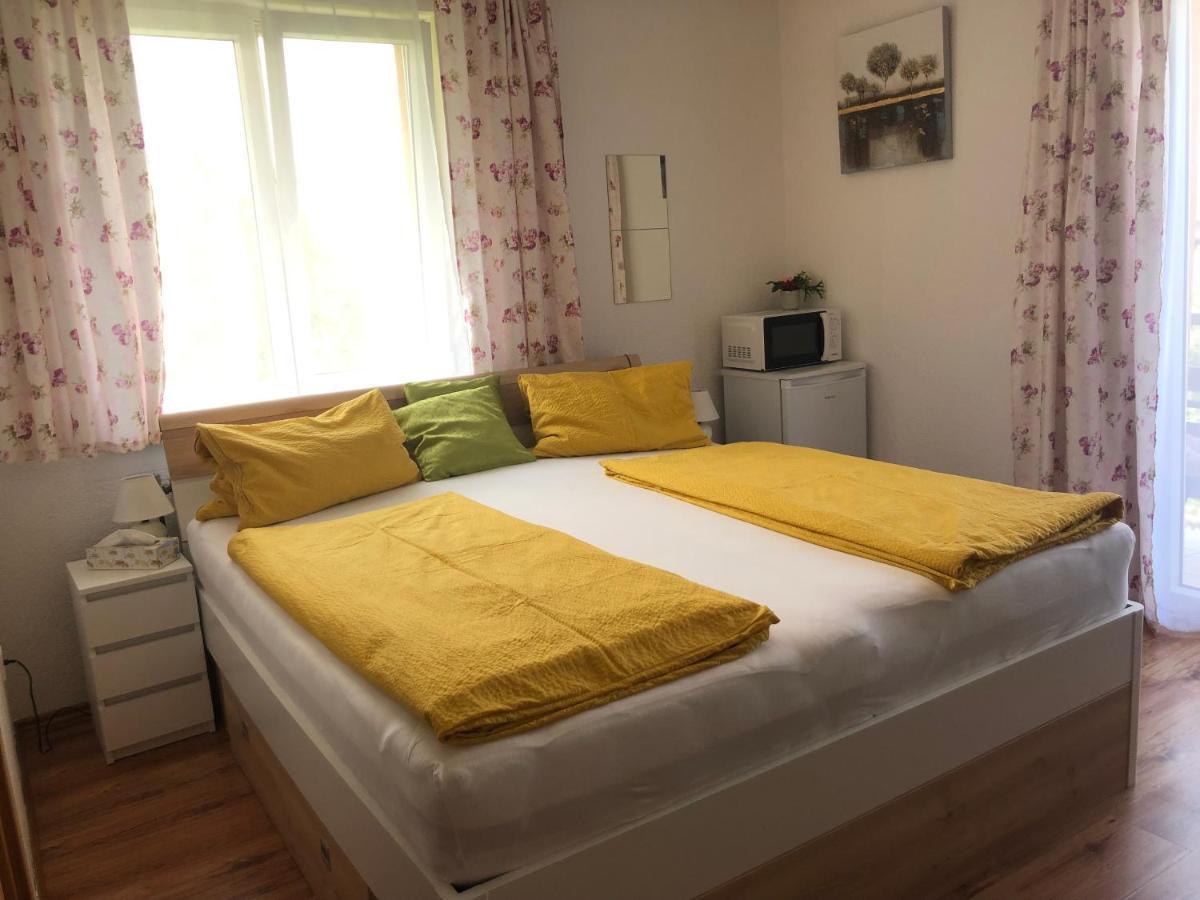 Haus Sonja Apartment Фаак ам Зее Екстериор снимка