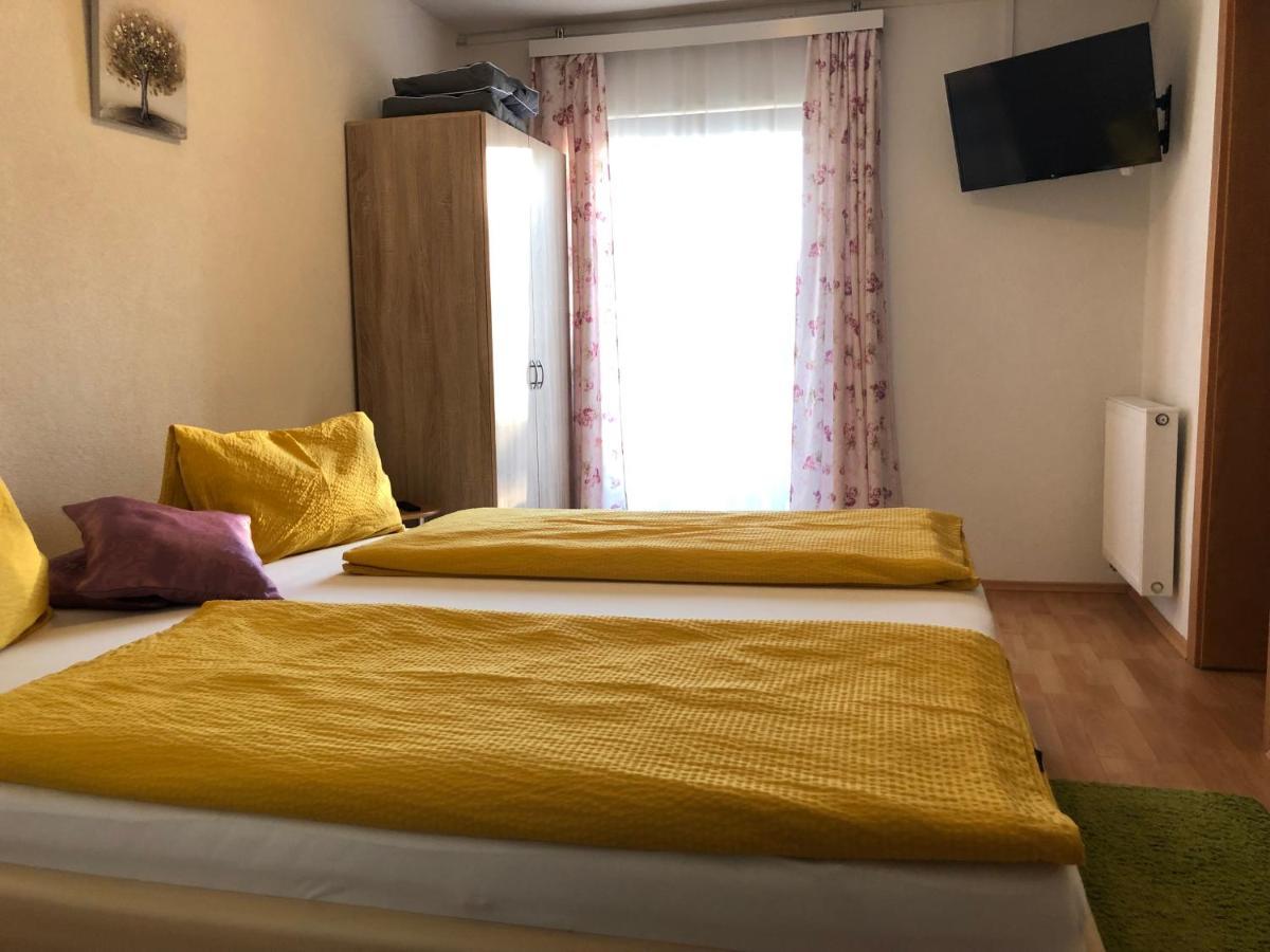 Haus Sonja Apartment Фаак ам Зее Екстериор снимка