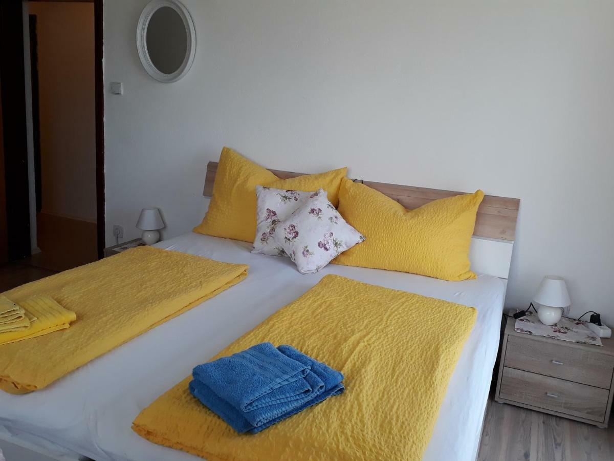 Haus Sonja Apartment Фаак ам Зее Екстериор снимка